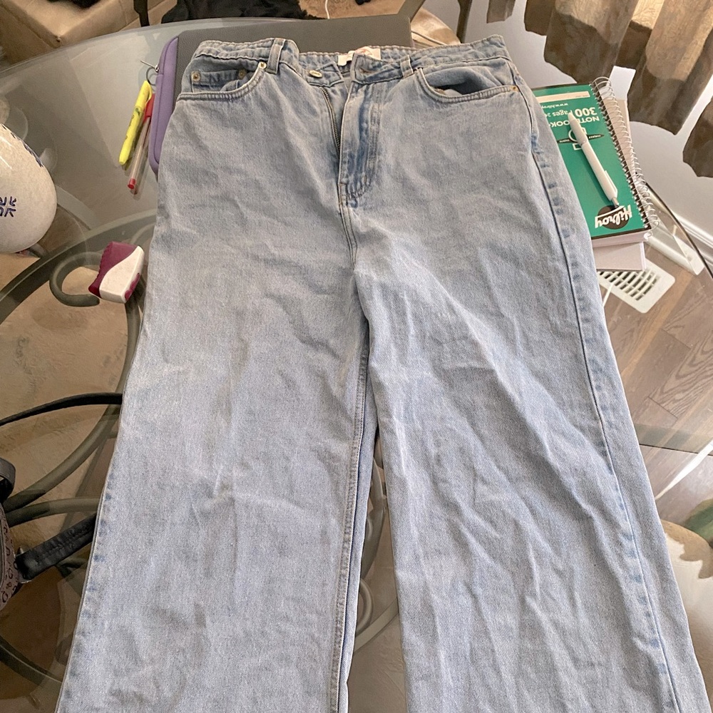 Lee Cooper Jeans size w-30. High waisted, baggy, great for any outfit